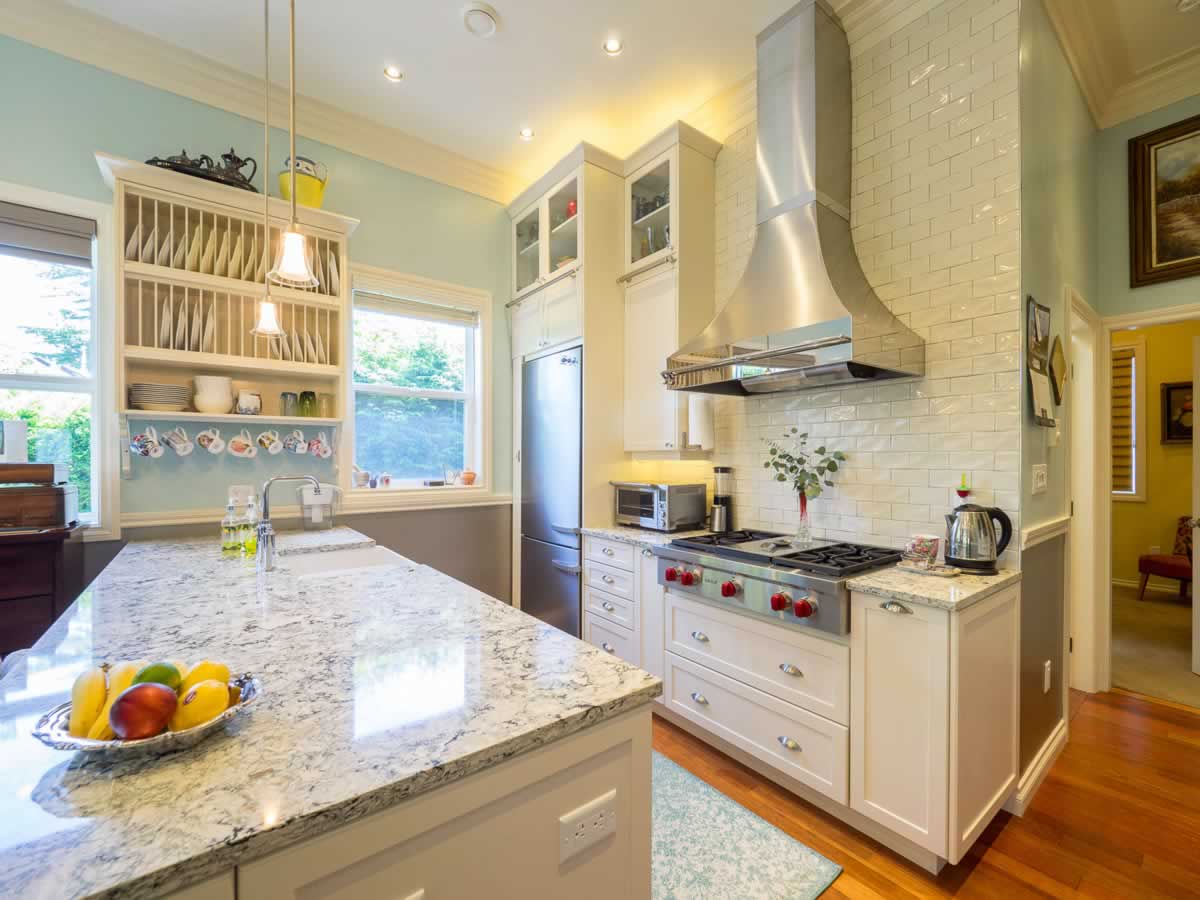 Renovate kitchen Victoria